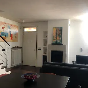 Casa Di Gio , Alberi Italia