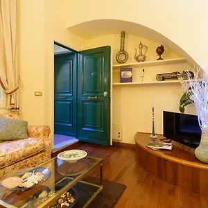 Margutta Center , Roma Italia